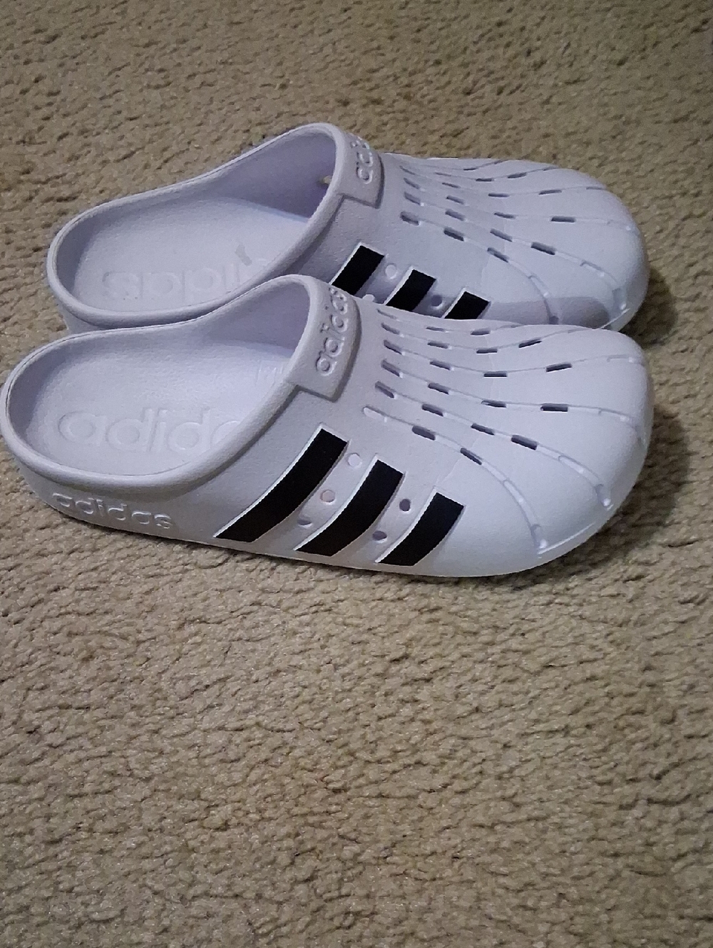 Adidas Clogs - Picture 2 of 3